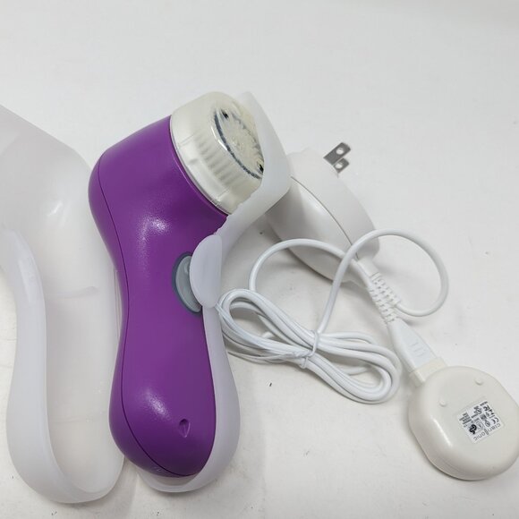 New Purple Clarisonic Mia 2 (2 Speed) Sonic Facial Cleansing System Set - Picture 6 of 6